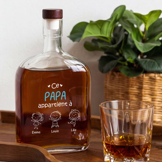 1617AFR2 bouteille whisky personnalisee mamie maman papy papa appartient a ses petits enfants 1617aitp8b