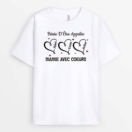 2180AFR2 t shirt benie detre appelee mamie avec coeurs personnalise