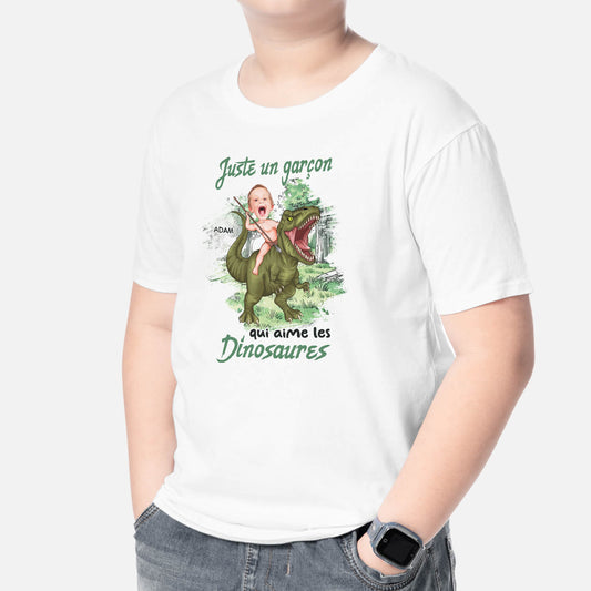 2663AFR2 juste un garcon une fille qui aime les dinosaures t shirt original pour enfant