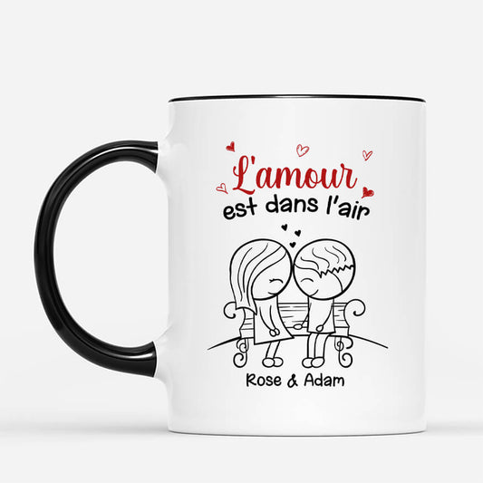 3753MFR2 lamour est dans lair version simple mug original pour couple_816e30c6 ceaa 4666 b81e 1df0f421ae5f
