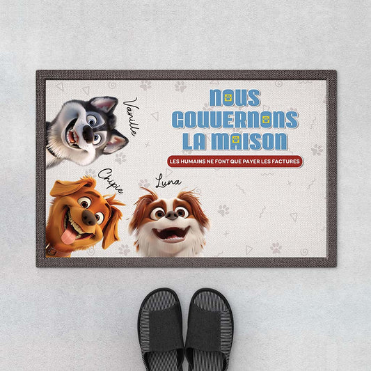 4066DFR1 paillasson chien personnalise nous gouvernons la maison design humour 4066d9t5c