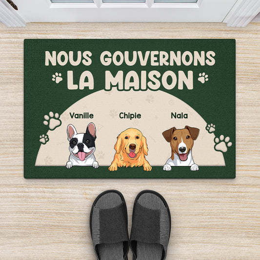 4340DFR2 paillasson chien personnalise nous gouvernons la maison version lune 4340d5m8c