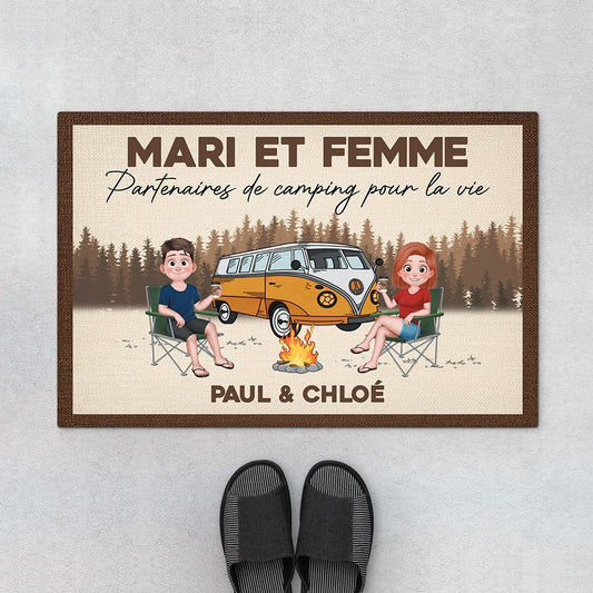 4345DFR1 paillasson couple personnalise partenaires de camping design cartoon 4345dti8i
