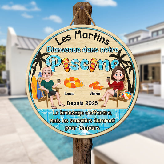 5132QFR2 plaque en bois personnalisee a suspendre bienvenue dans notre piscine 5132qtqng