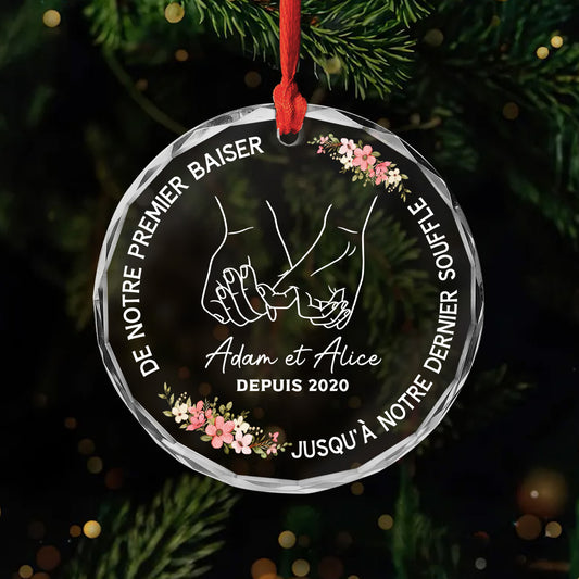 5359OFR1 ornement en verre personnalise pour couple de notre premier baiser 5359o8htg