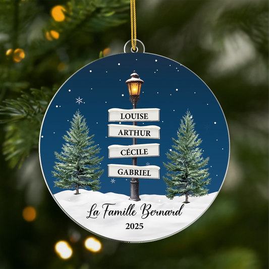5381OFR1 ornement acrylique personnalise avec prenom lampadaire noel de famille 5381otuzi