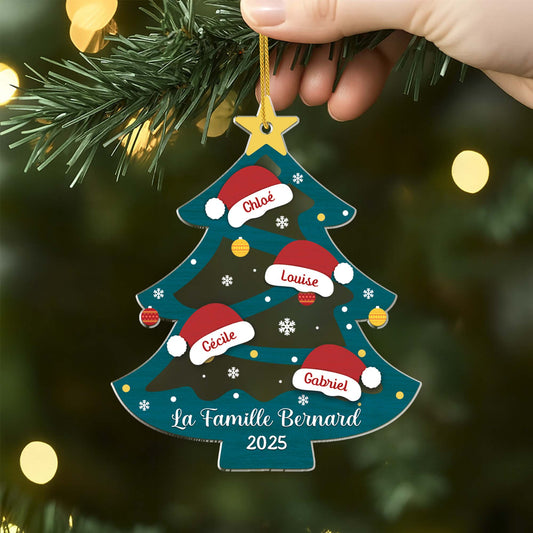 6250OFR2 ornement acrylique personnalise famille sapin avec bonnet noel 6250oklti