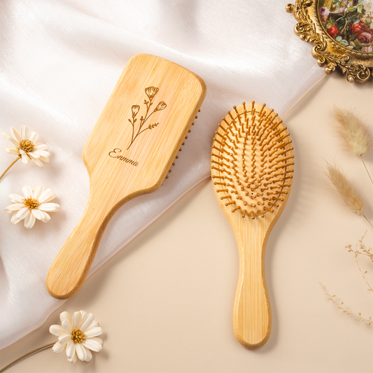7781AFR2 brosse a cheveux personnalisee en bambou gravee pour femme une jolie fleur 7781aq8f5a