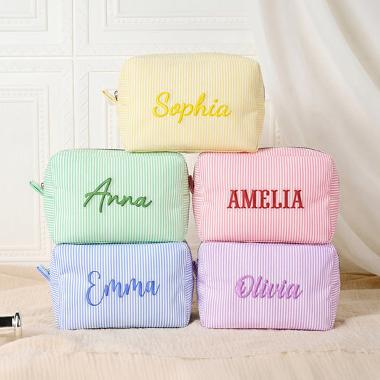 7982AFR1 trousse a maquillage personnalisee rayee avec prenom brode cadeau pour femme utile_ 7982ab0p5a