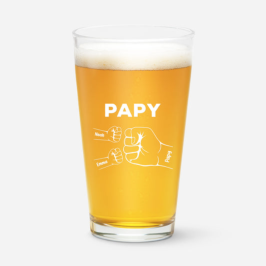 0263IFR2 verre a biere personnalise pour papy avec poings 0263ikl8b_cd7bf247 ee73 4a65 b34b e5f00f49275d