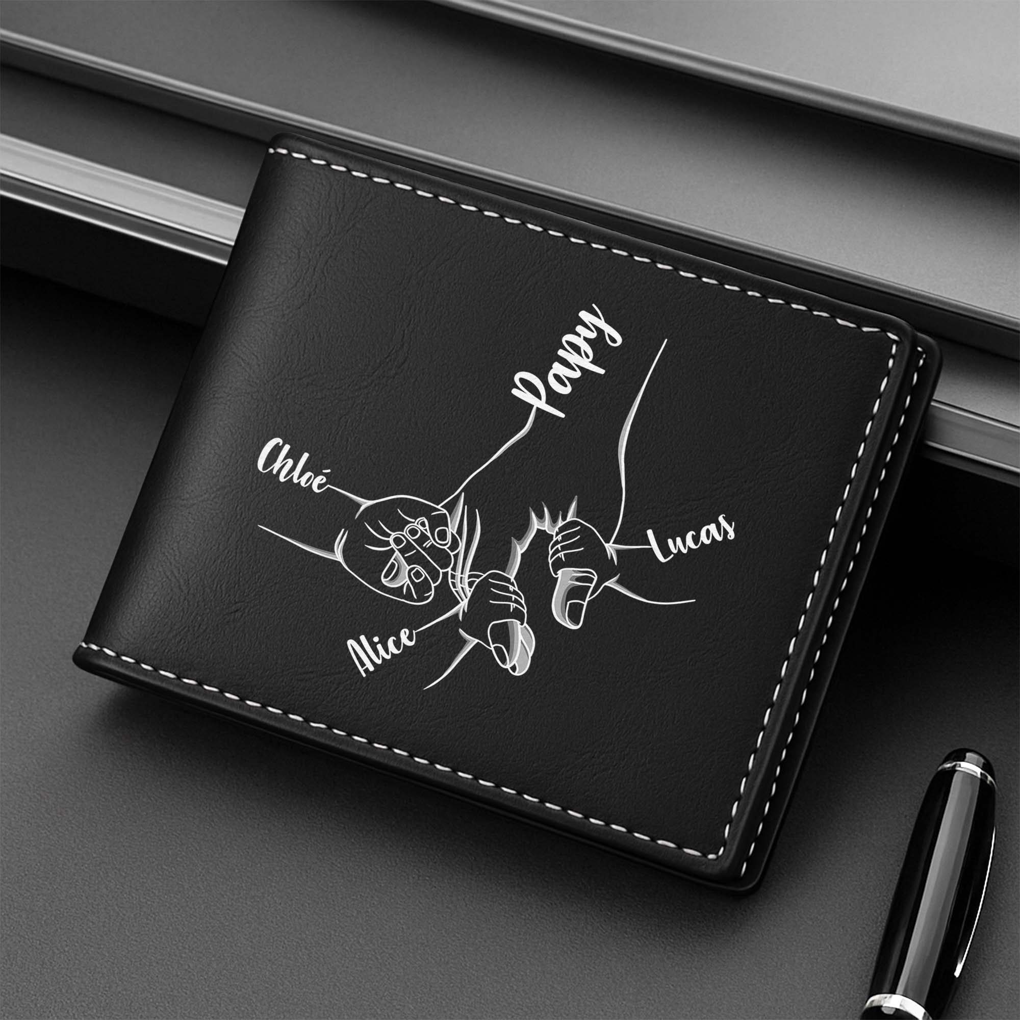 0321JFR2 portefeuille cuir personnalise papa tenant les mains 0321jkq8b