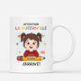 1659MFR1 mug attention la maternelle jarrive personnalise