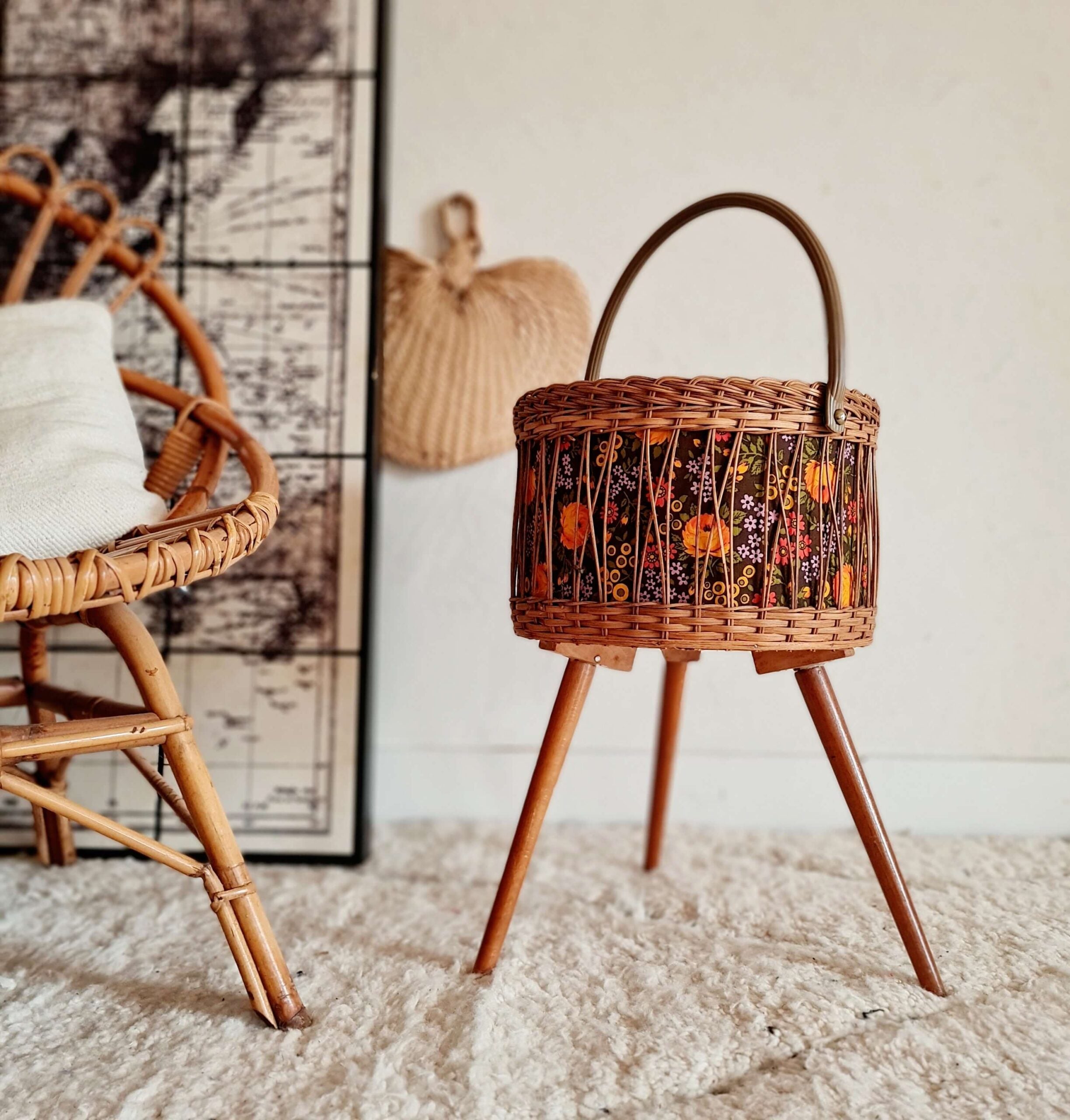 Boîte à couture vintage en osier