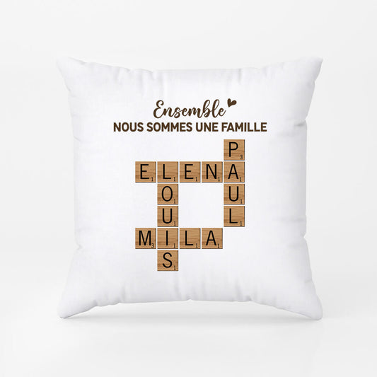 3221PFR1 ensemble nous formons une famille coussin personnalise pour famille