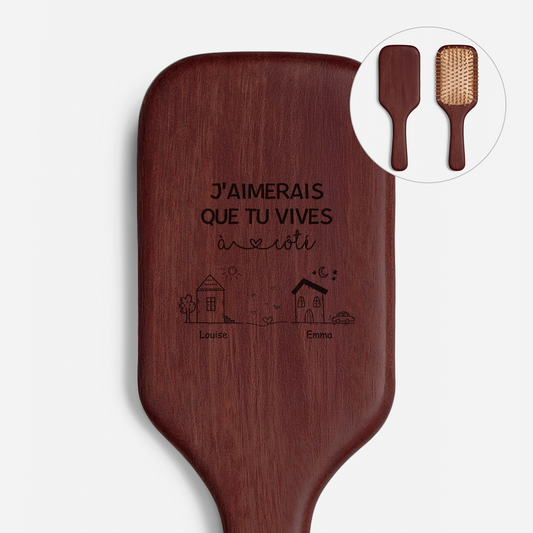 3535AFR1 brosse a cheveux personnalisee gravee en bois de santal jaimerais mon amie habites a cote 3535aq6t5f_54b4bcbb 40e4 4c70 9529 d04e829a67e7
