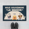 4340DFR1 paillasson chien personnalise nous gouvernons la maison version lune 4340d5m8c