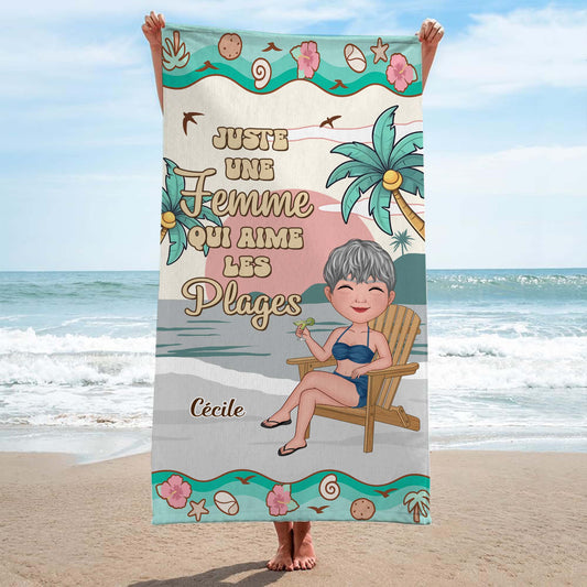 5222BFR2 serviette de plage personnalise juste une fille qui aime les plages 5222btkta