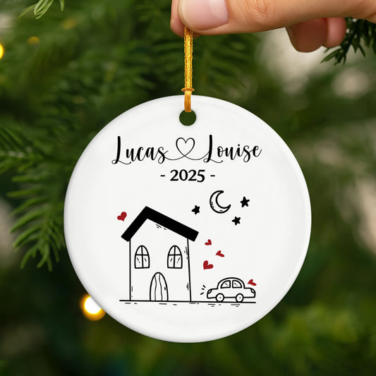 5375OFR2 ornement ceramique personnalise pour famille notre maison