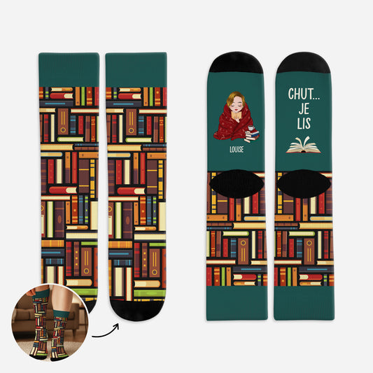 5792JFR1 chaussettes de noel personnalisees chut je lis 5792j8lna