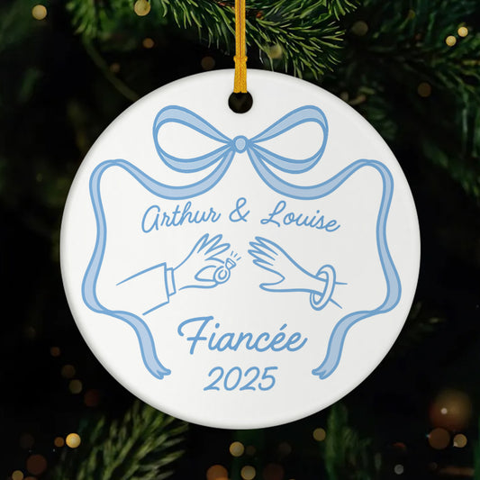 5820OFR1 ornement ceramique personnalise couple nous sommes fiances 5820otuzg