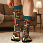 6029JFR3 chaussettes personnalisees chut une fille lit ses livres 6029j6q5a_82436442 736e 46ef 9ca4 493fb4d26b70