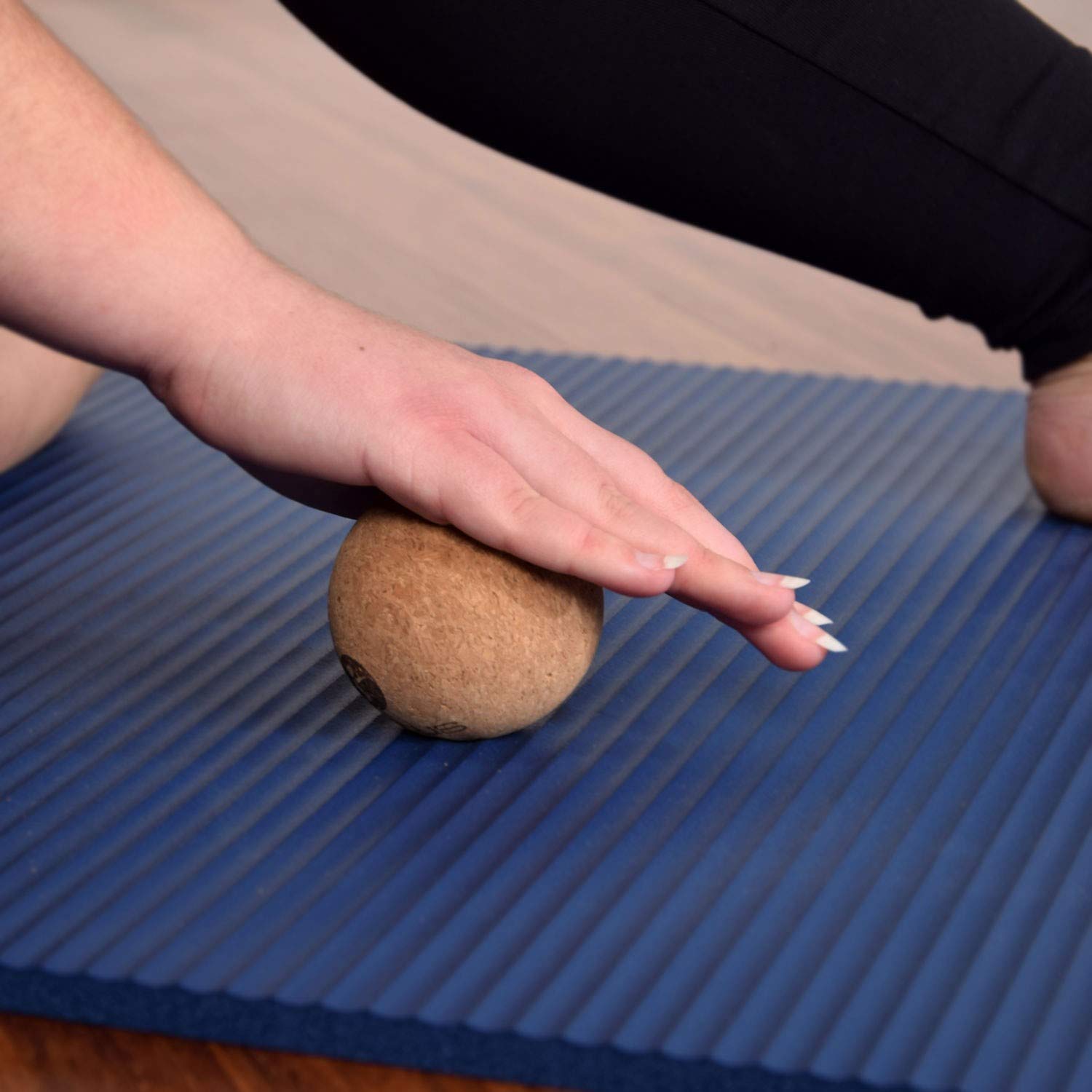 Balle de massage liège Ø6,5 cm (Sveltus)