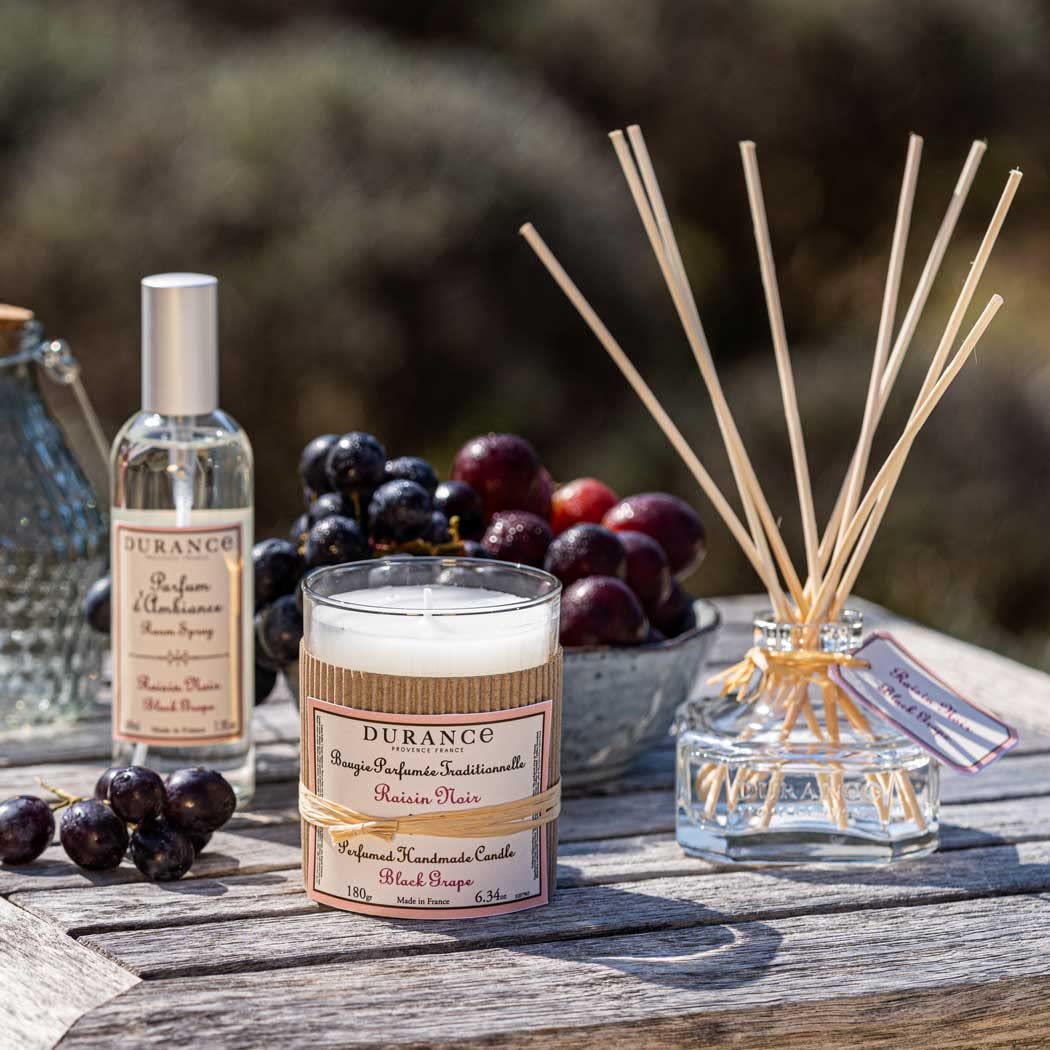 Bougie parfumée ambiance boisée ou fruitée
