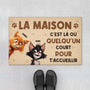 6259DFR1 paillasson chat personnalise la ou quelqu_un court pour t_accueillir 6259d8vzd