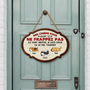 7772QFR2 plaque en bois personnalisee a suspendre chiens fous vivent ici 7772q6chd_032ac00e 2ce2 43b9 9dc7 d08559701142