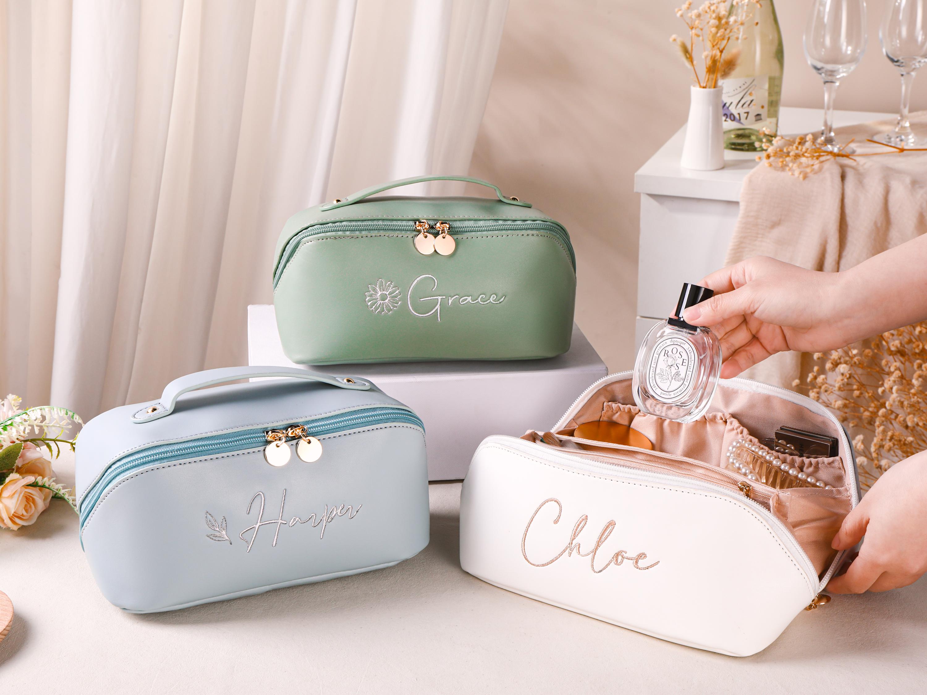 Cosmetic bag personnalisé avec name embroidered