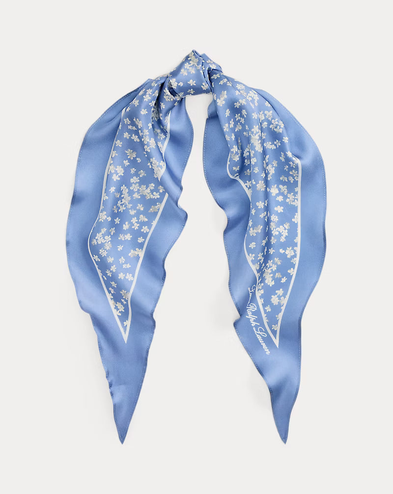 Foulard en soie Ralph Lauren comme idee cadeau femme 50 ans luxe