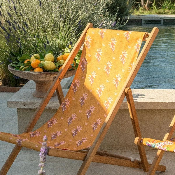 Chilienne en Hêtre et Toile